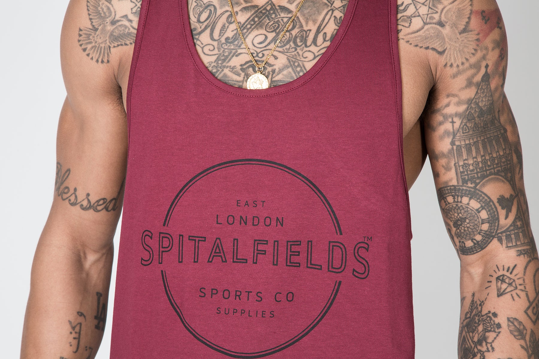 Racer Back Vest with Graphic Print in Burgundy