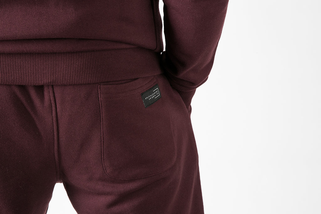Core Sweat Shorts with Graphic Print in Burgundy