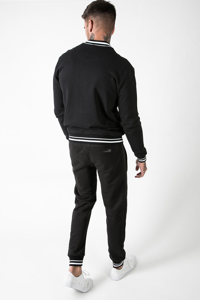 Zip Pocket Jogger with Contrast Tipping in Black